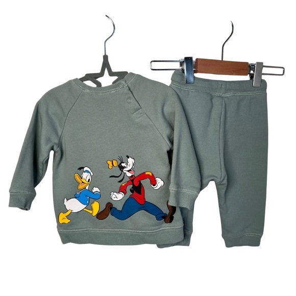 H&M Mickey Mouse & Friends Green Sweatshirt and Pants Set 6-9 Months Baby - Picture 2 of 6